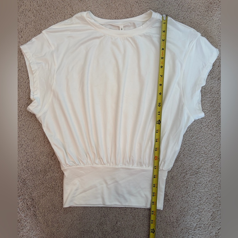 Halara NWT Women's Round Neck Batwing Sleeve Work T-Shirt White Size Small NEW - Picture 12 of 13